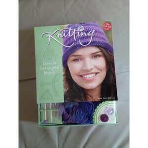 Anne Akers Johnson Knitting: Learn to Knit Six Great Projects (Paperback) Klutz